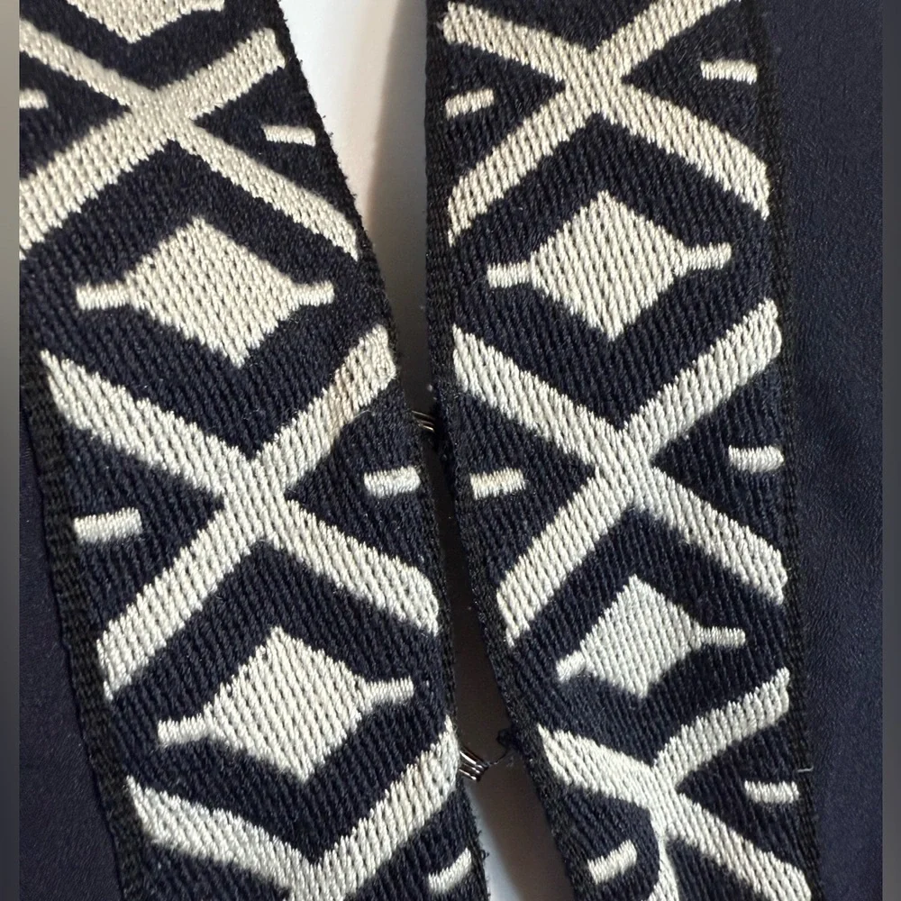Tory Burch Embroidered Navy Tunic Top- Size‎ 2 🔥